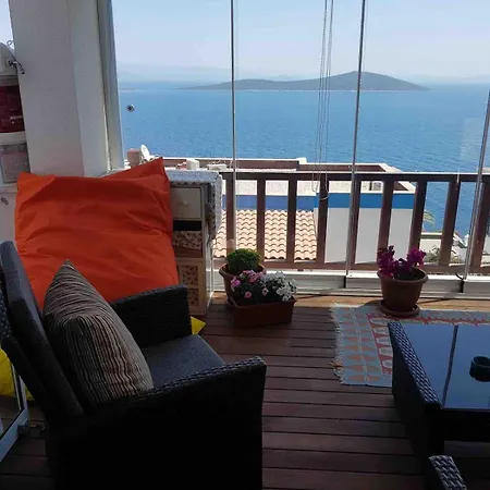 וילה Private Terrace And Garden At Gundogan *