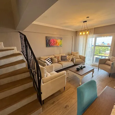 Private Terrace And Garden At Gundogan *