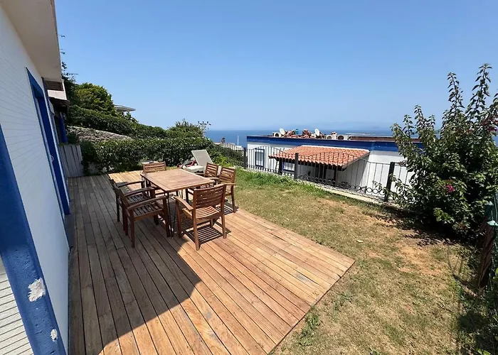 Vilă Private Terrace And Garden At Gundogan