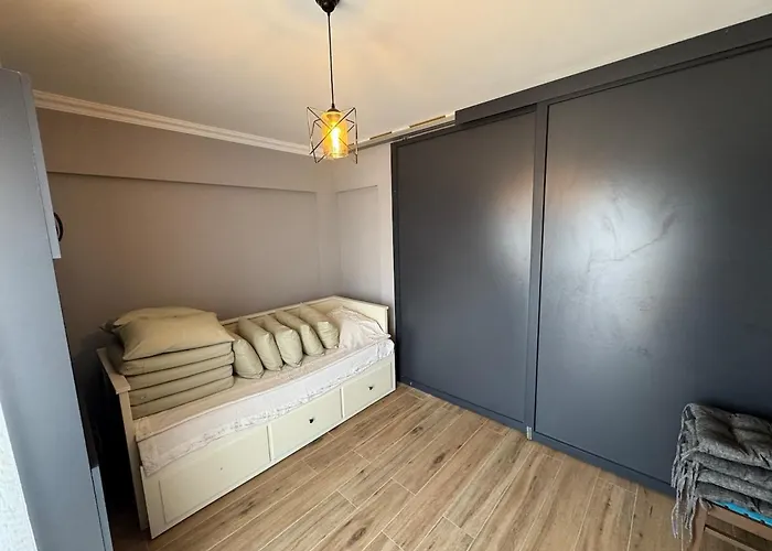 Private Terrace And Garden At Gundogan Vilă