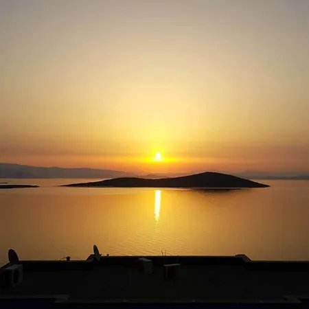 Private Terrace And Garden At Gundogan Vila Bodrum