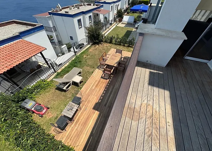 Вилла Private Terrace And Garden At Gundogan *